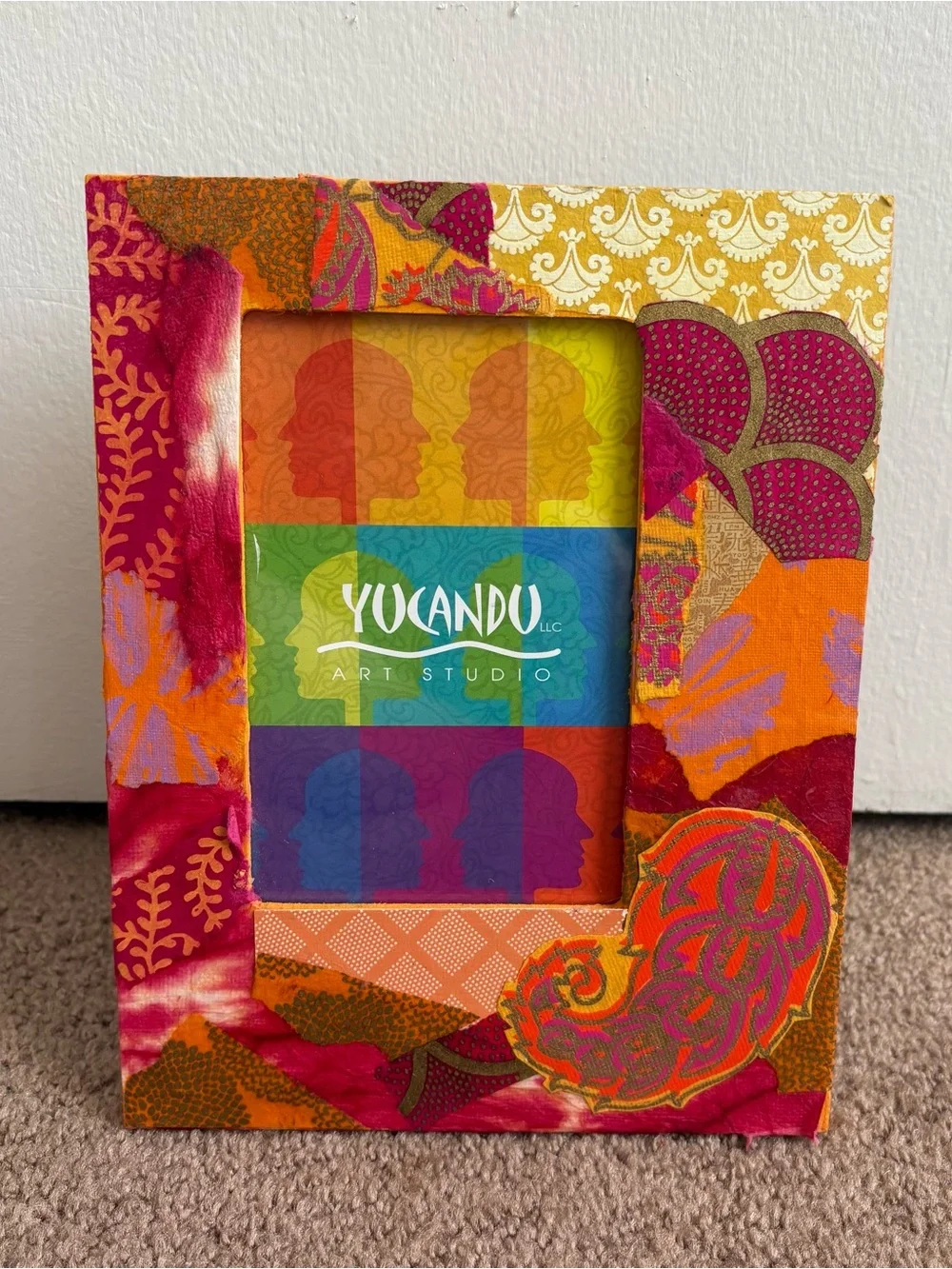 Yucandu Art Studio Multicolor Decorative Photo Frame - Vibrant Pink & Orange